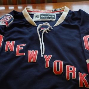 New York Rangers Henrik Lundqvist 85th anniversary jersey